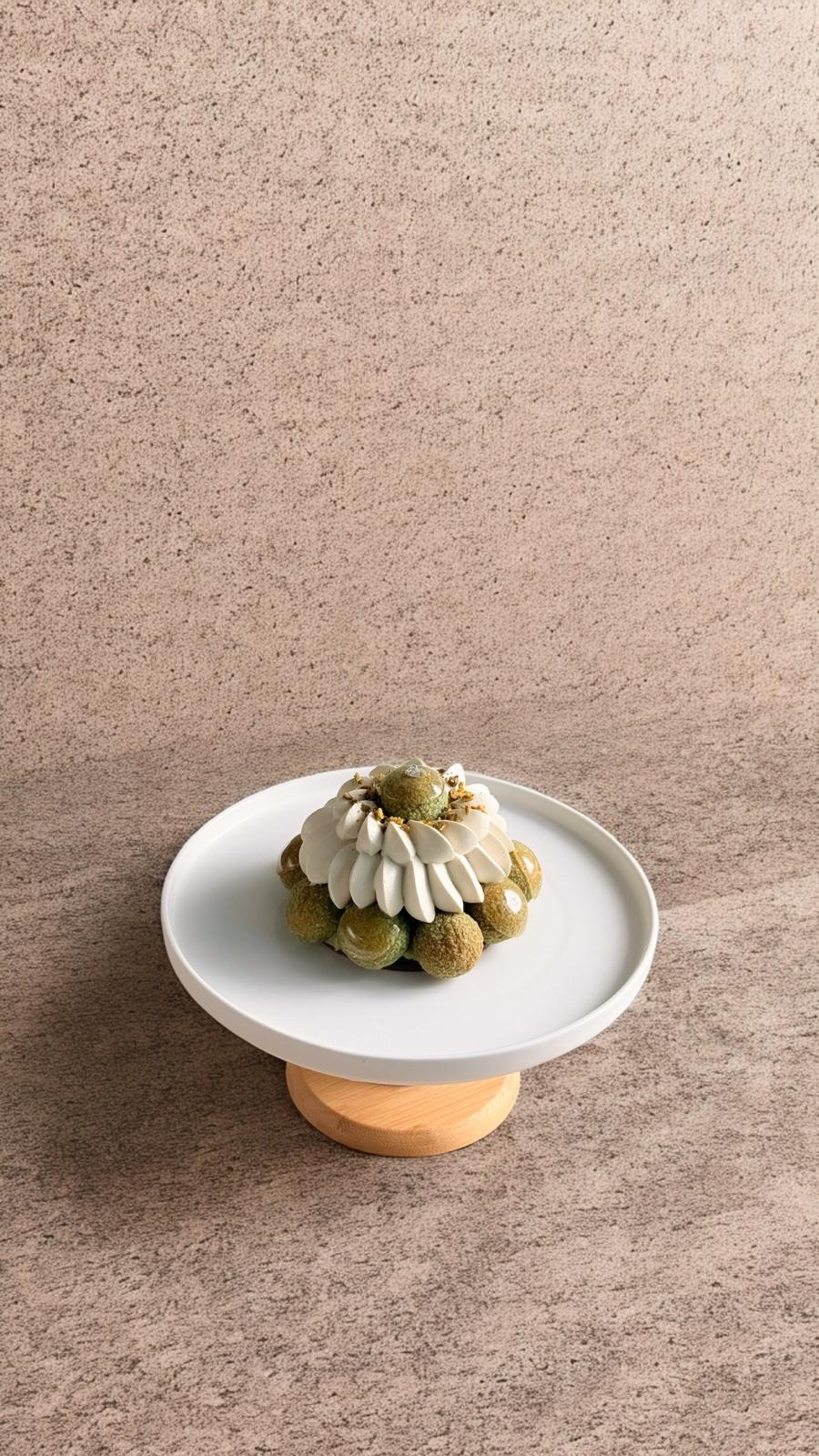 PISTACHIO JASMINE SAINT-HONORE